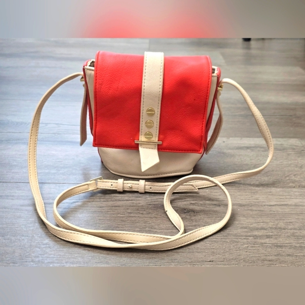Big Buddha Small Vegan Crossbody Bag Coral Cream Lightweight Boho Fall